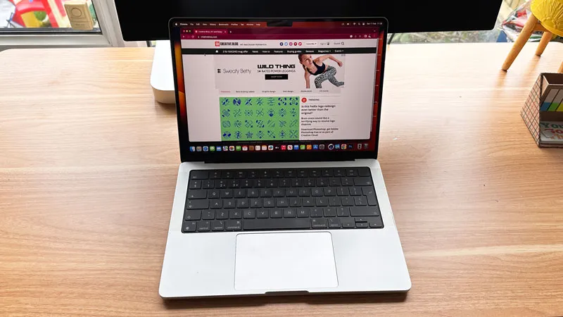 لپ تاپ قدرتمند Apple MacBook Pro 14-inch