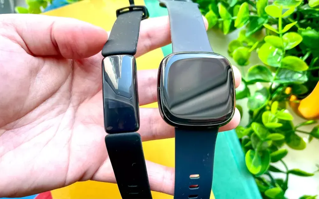 Apple Watch در مقایسه با Fitbit: طراحی