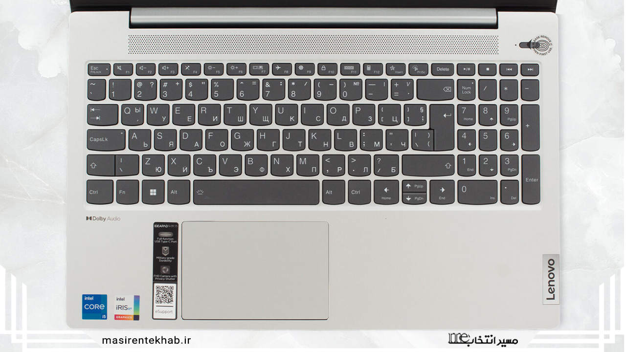 تصویر لپ تاپ لنوو Ideapad 5. لپ‌تاپ باز است و صفحه کلید قابل مشاهده است. صفحه کلید لپ تاپ مشکی با حروف و اعداد سفید است